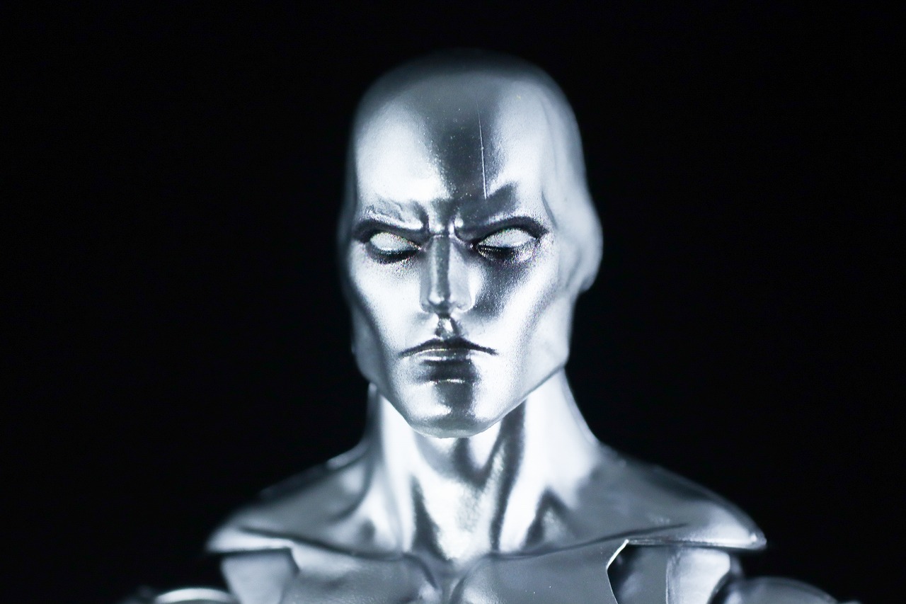 マーベルレジェンド　ミニ・コミックシリーズ　シルバーサーファー　レビュー　本体