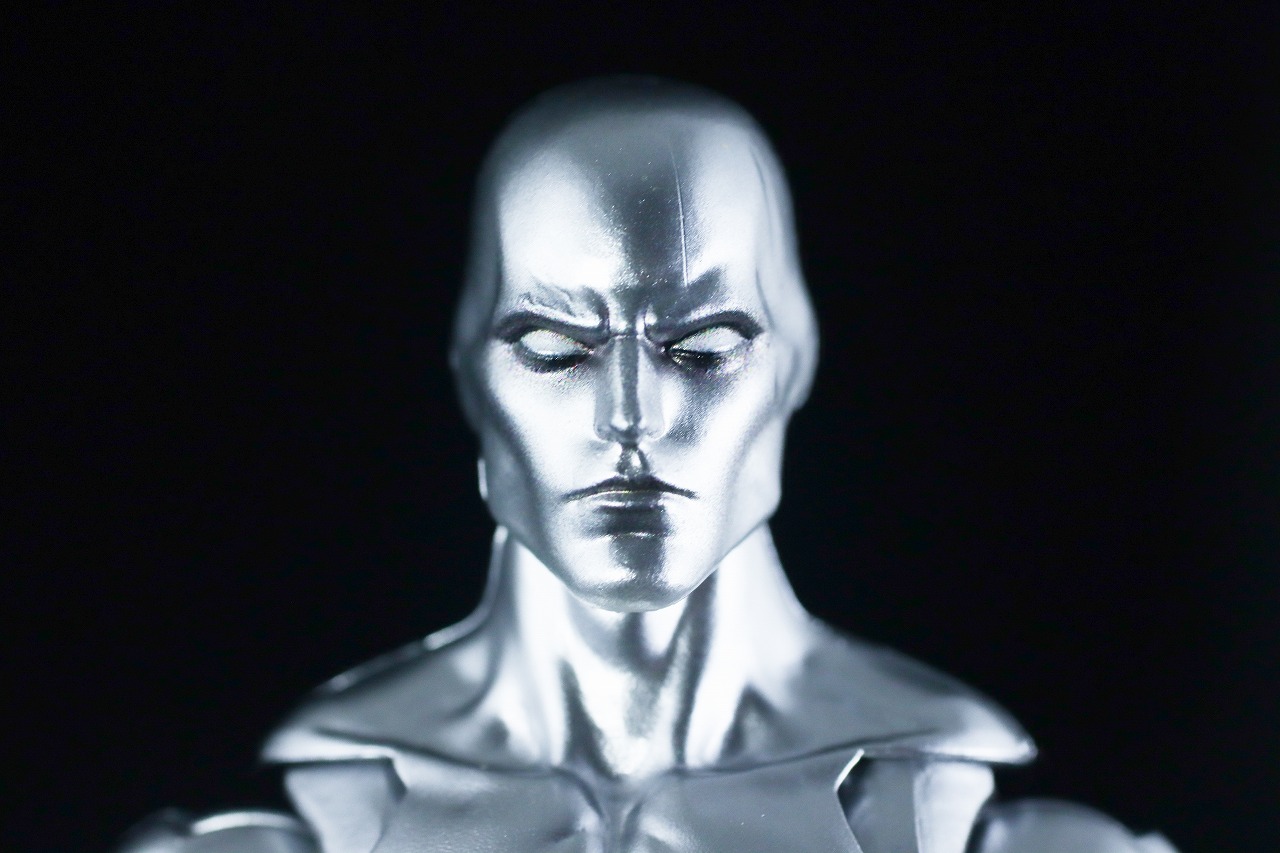 マーベルレジェンド　ミニ・コミックシリーズ　シルバーサーファー　レビュー　本体