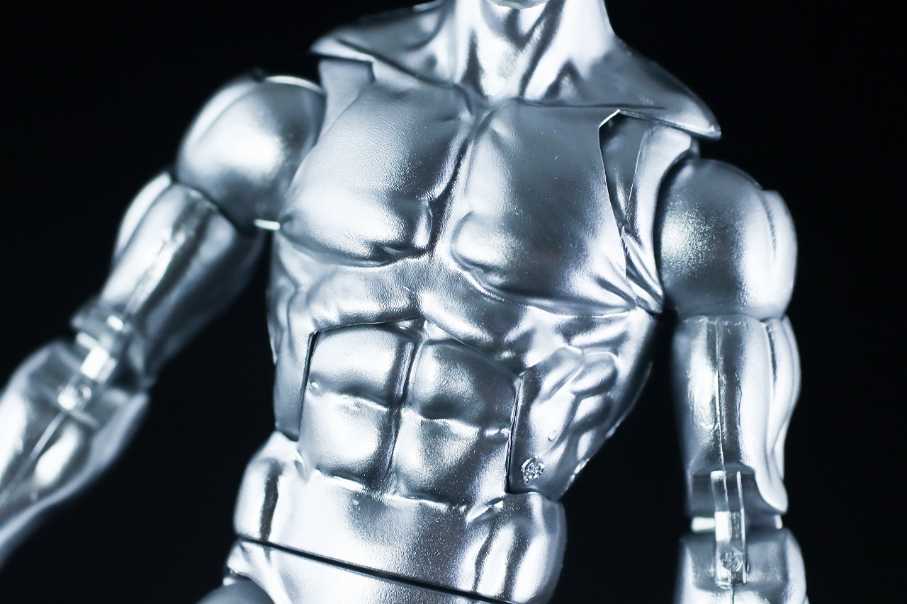 マーベルレジェンド　ミニ・コミックシリーズ　シルバーサーファー　レビュー　本体