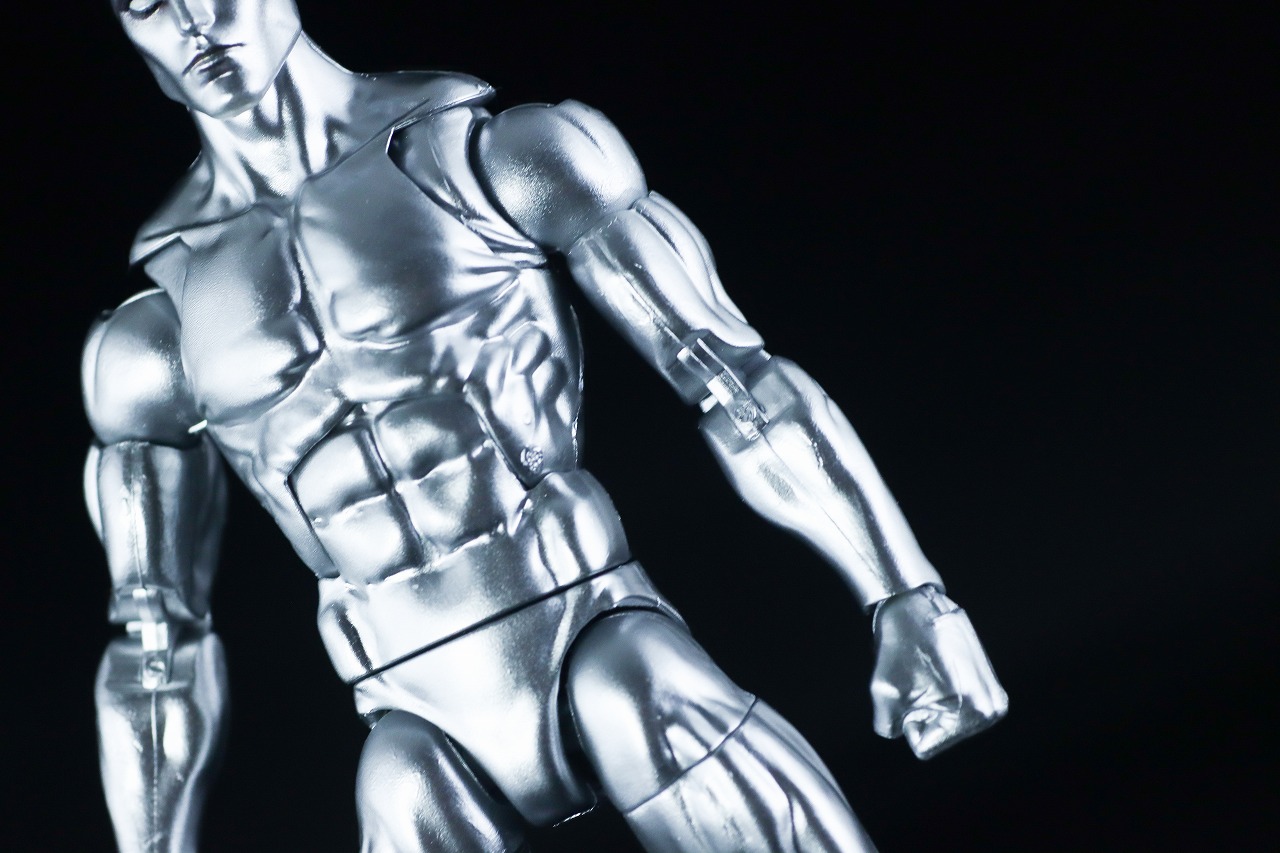 マーベルレジェンド　ミニ・コミックシリーズ　シルバーサーファー　レビュー　本体