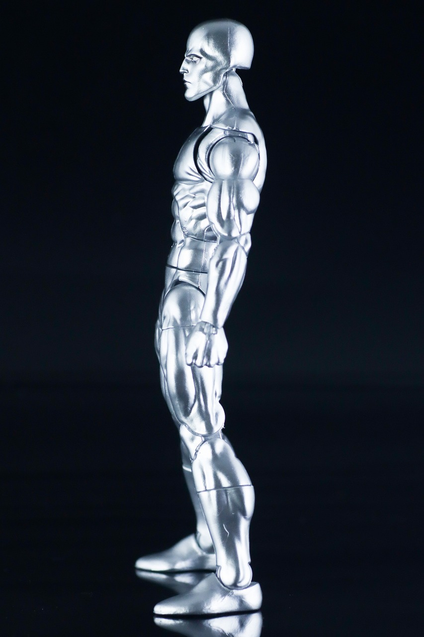 マーベルレジェンド　ミニ・コミックシリーズ　シルバーサーファー　レビュー　本体