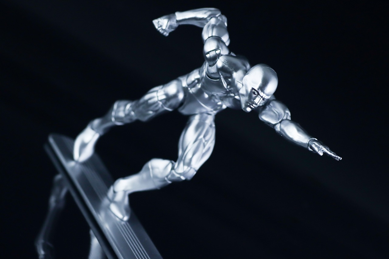 マーベルレジェンド　ミニ・コミックシリーズ　シルバーサーファー　レビュー　アクション