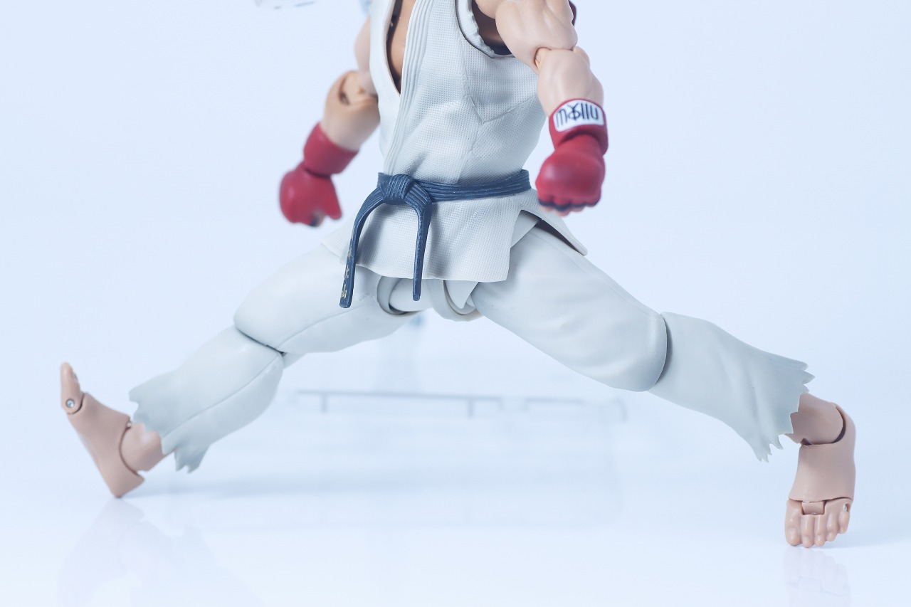 S.H.フィギュアーツ　リュウ Outfit 2　レビュー　可動範囲