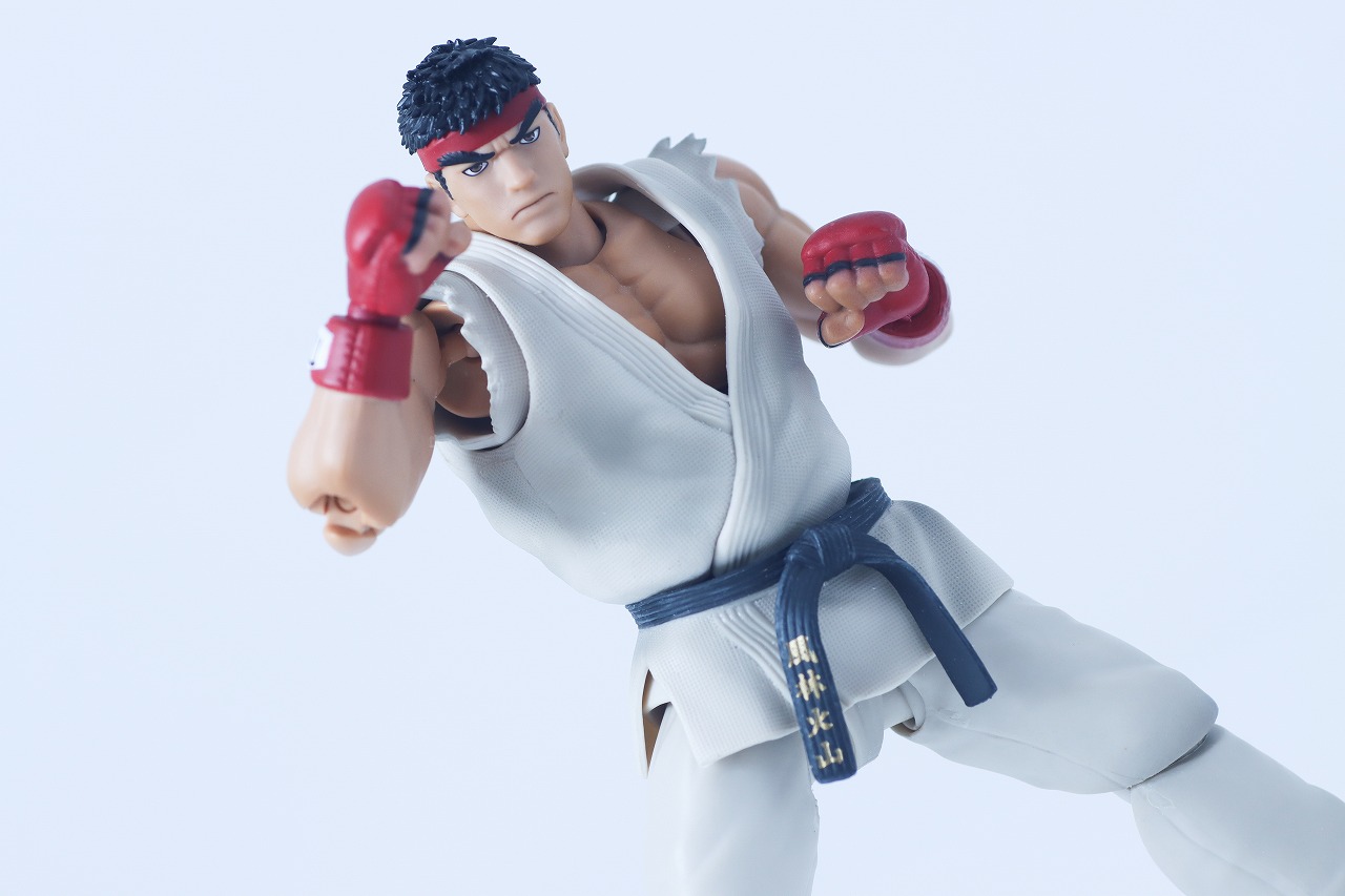 S.H.フィギュアーツ　リュウ Outfit 2　レビュー　アクション