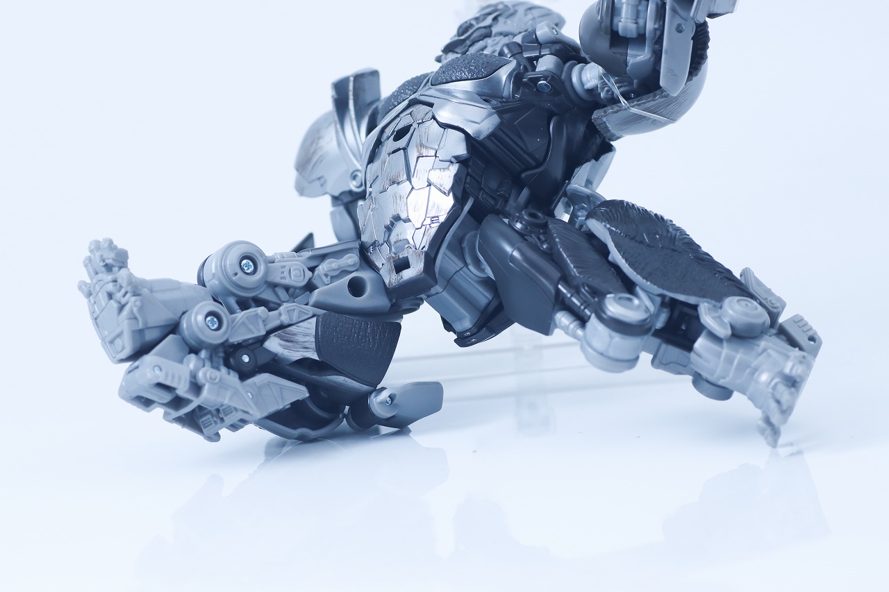 トランスフォーマー　スタジオシリーズ SS-146　エイプリンク　レビュー　ビーストモード　可動範囲