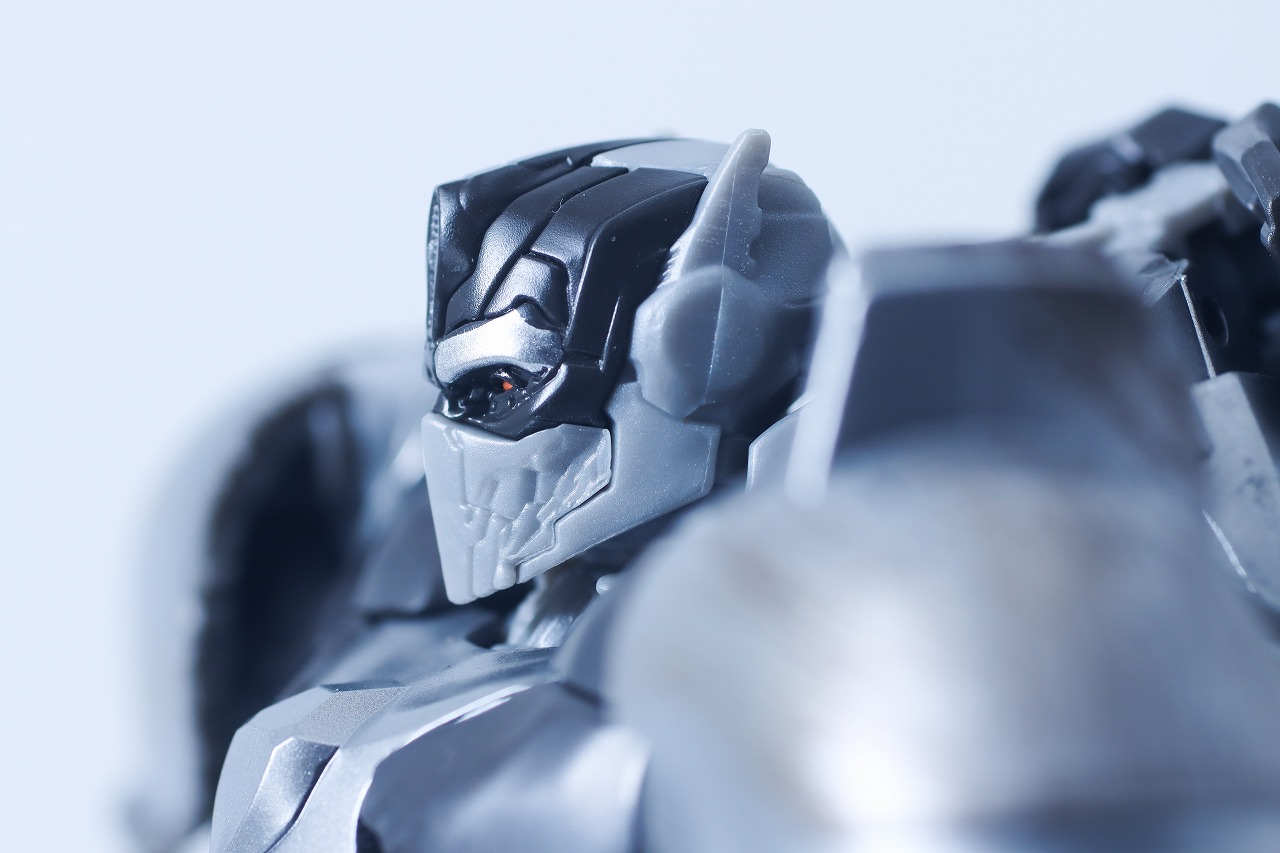 トランスフォーマー　スタジオシリーズ SS-146　エイプリンク　レビュー　ロボットモード　本体