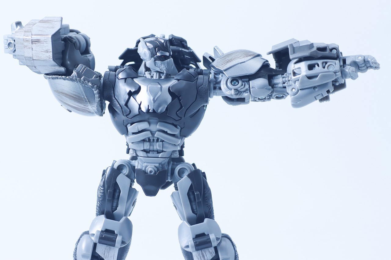 トランスフォーマー　スタジオシリーズ SS-146　エイプリンク　レビュー　ロボットモード　可動範囲