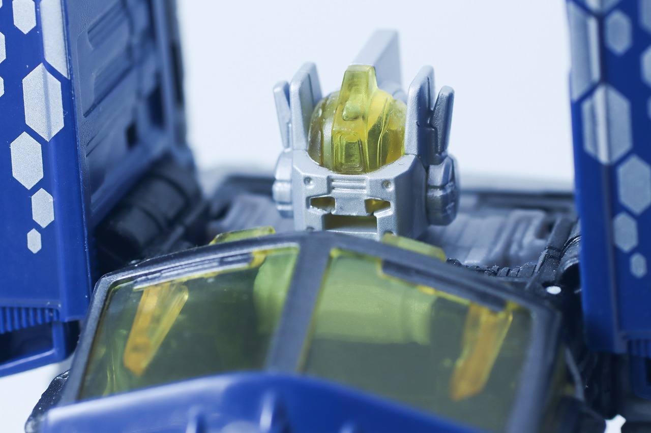 オプティマスプライム TYPE 3式機龍　レビュー　本体　ロボットモード