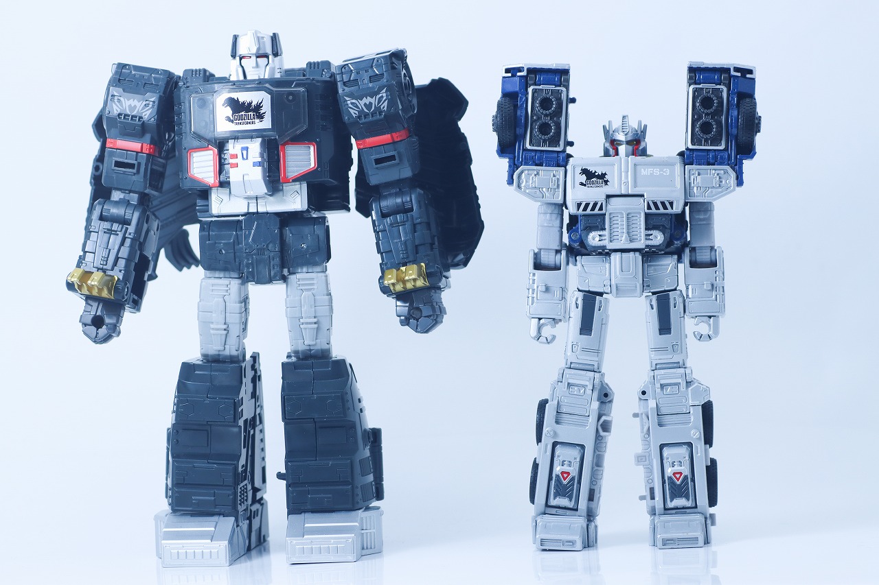 オプティマスプライム TYPE 3式機龍　レビュー　本体　ロボットモード　メガトロン　TYPE　ゴジラ　比較