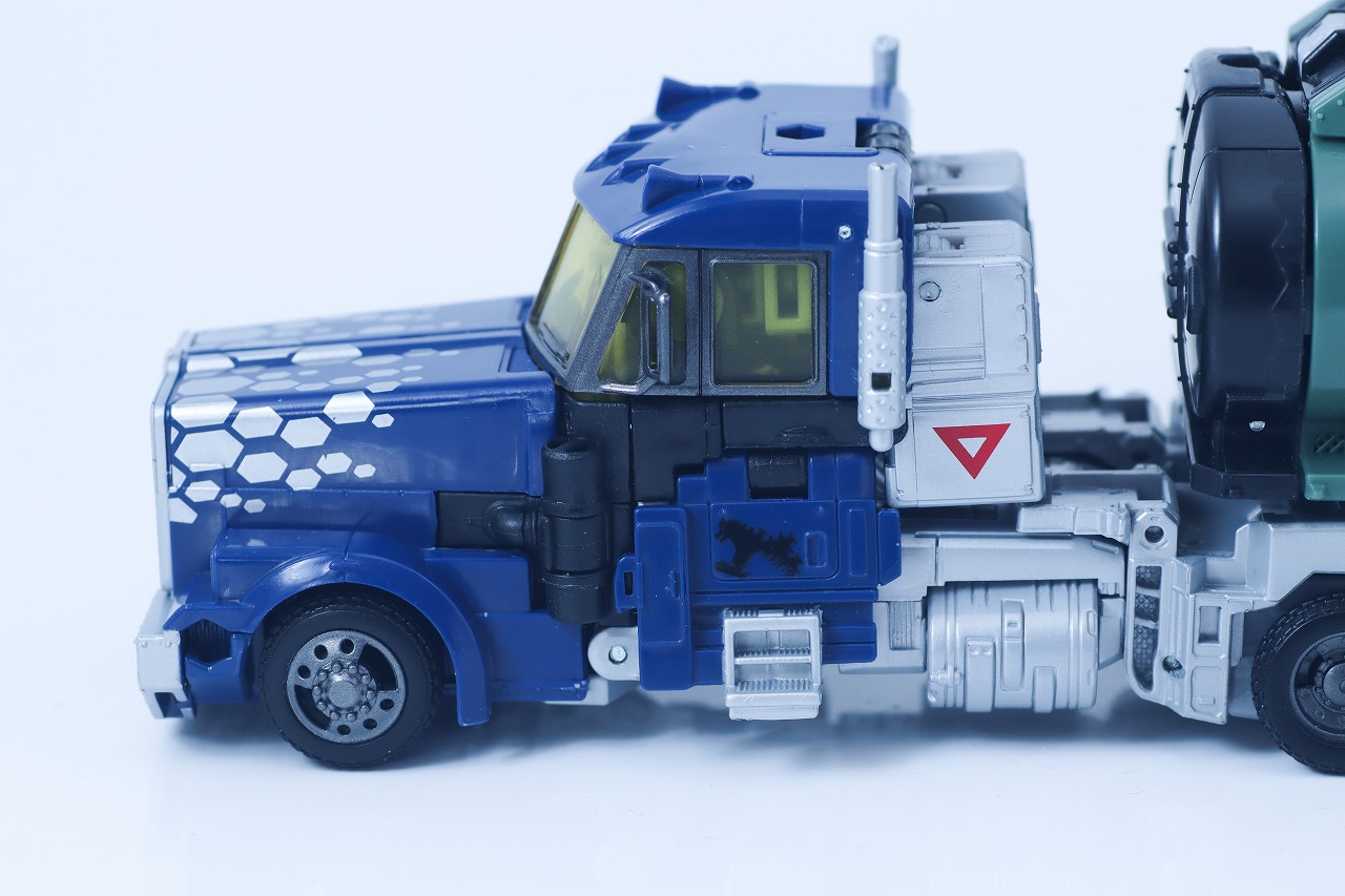 オプティマスプライム TYPE 3式機龍　レビュー　本体　ビークルモード