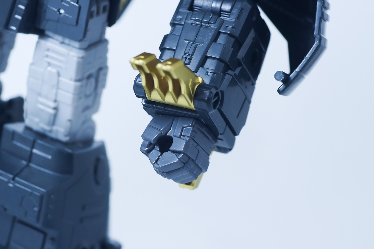 トランスフォーマー SYNERGENEX　メガトロン　TYPE　ゴジラ　レビュー　本体