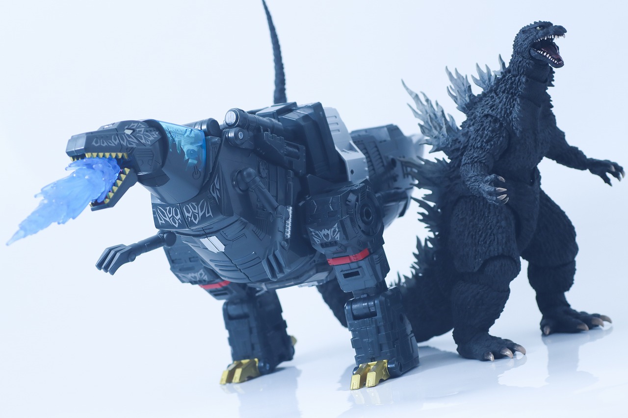 トランスフォーマー SYNERGENEX　メガトロン　TYPE　ゴジラ　レビュー　アクション　S.H.モンスターアーツ　ゴジラ（2002）