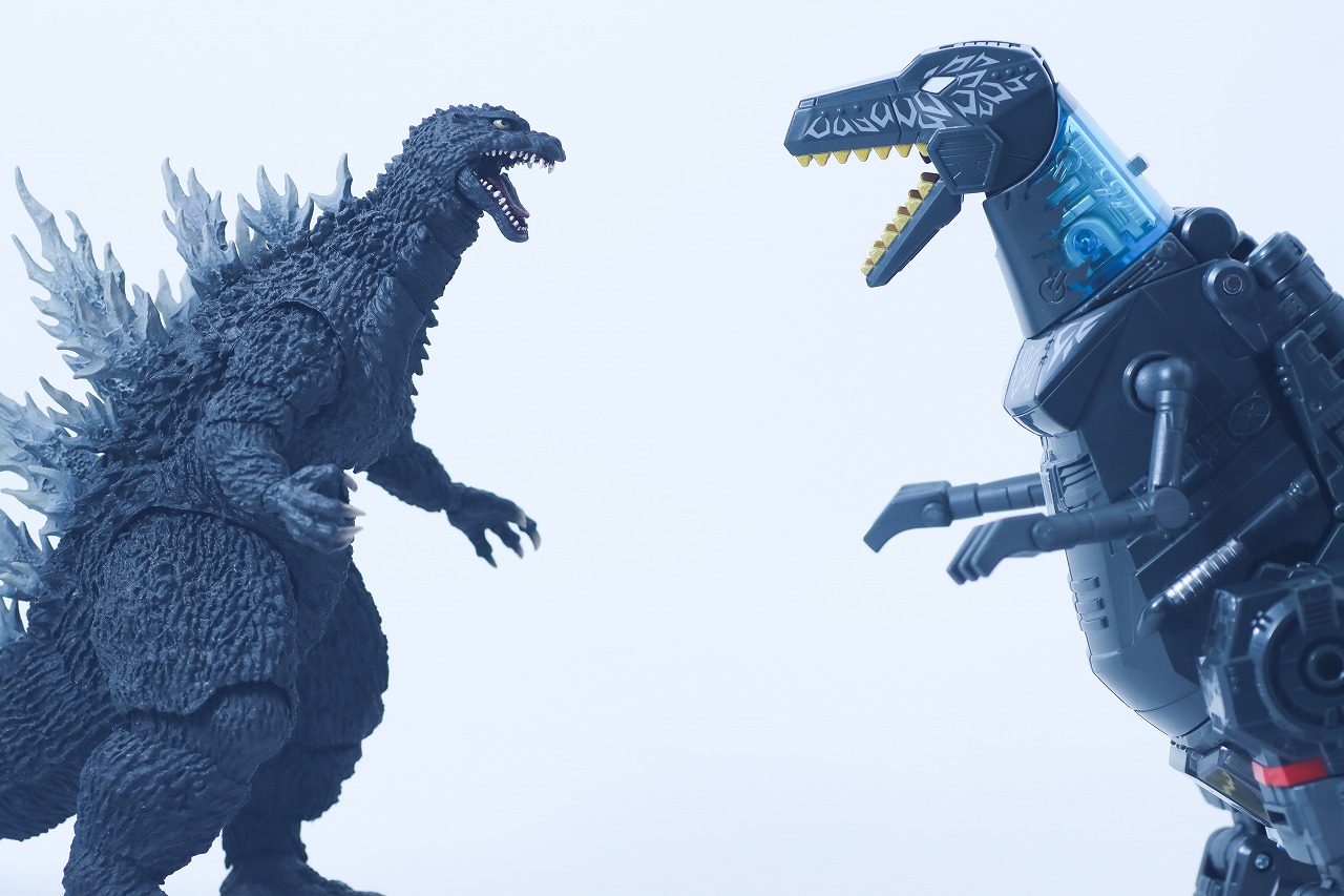 トランスフォーマー SYNERGENEX　メガトロン　TYPE　ゴジラ　レビュー　アクション　S.H.モンスターアーツ　ゴジラ（2002）