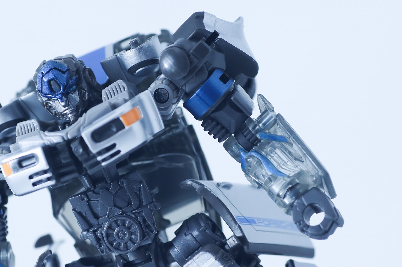 トランスフォーマー　スタジオシリーズ SS-141　ミラージュ　レビュー　本体