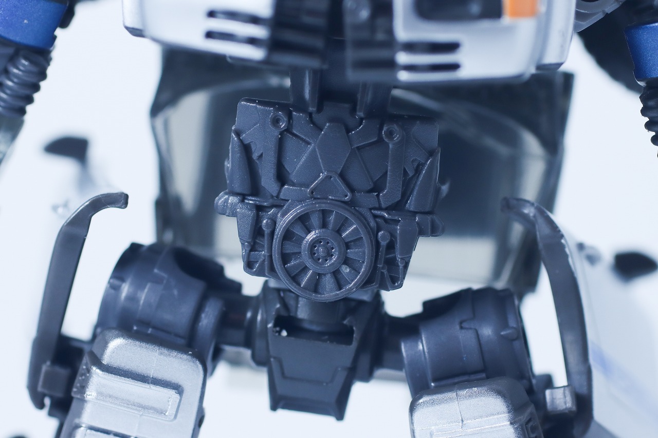 トランスフォーマー　スタジオシリーズ SS-141　ミラージュ　レビュー　本体