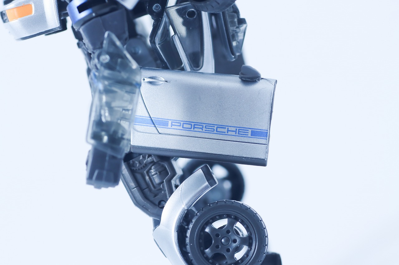 トランスフォーマー　スタジオシリーズ SS-141　ミラージュ　レビュー　本体