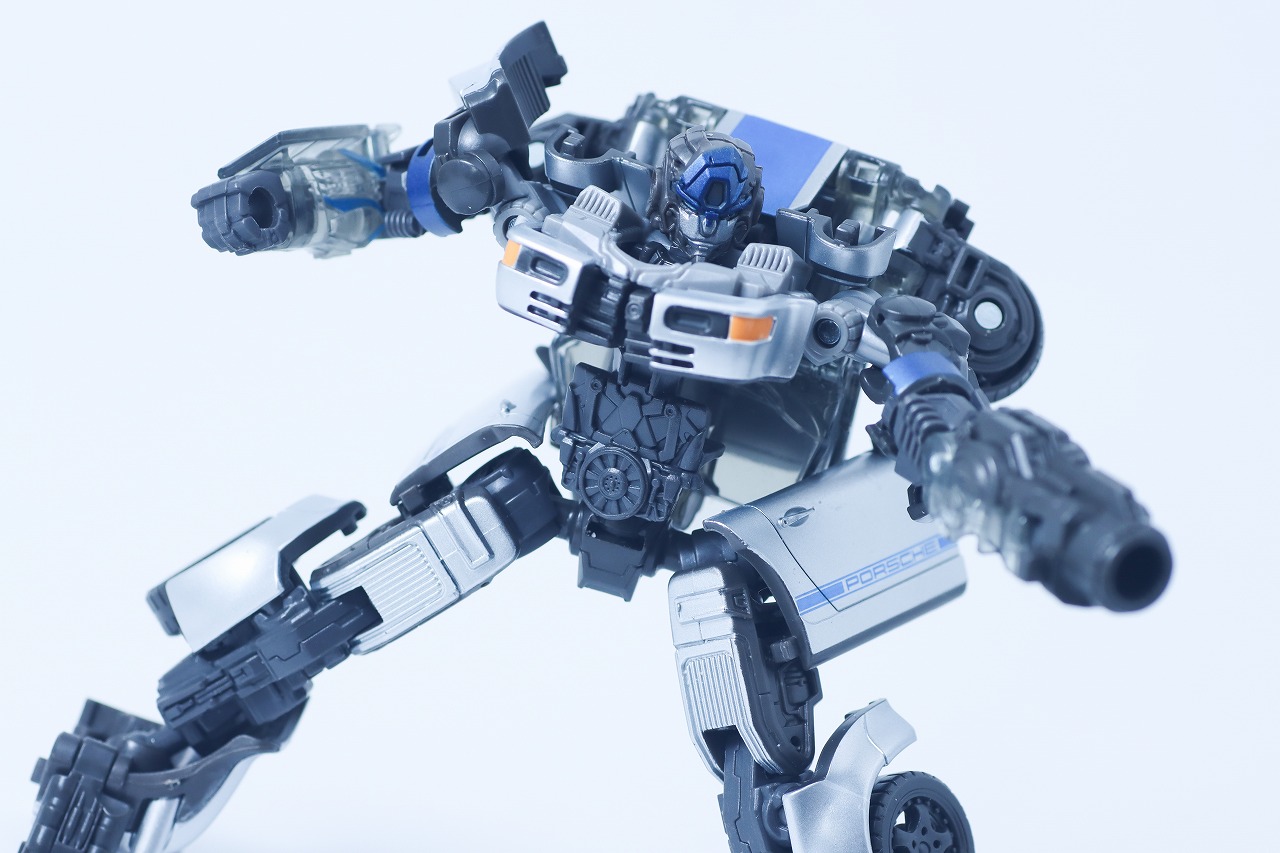 トランスフォーマー　スタジオシリーズ SS-141　ミラージュ　レビュー　アクション