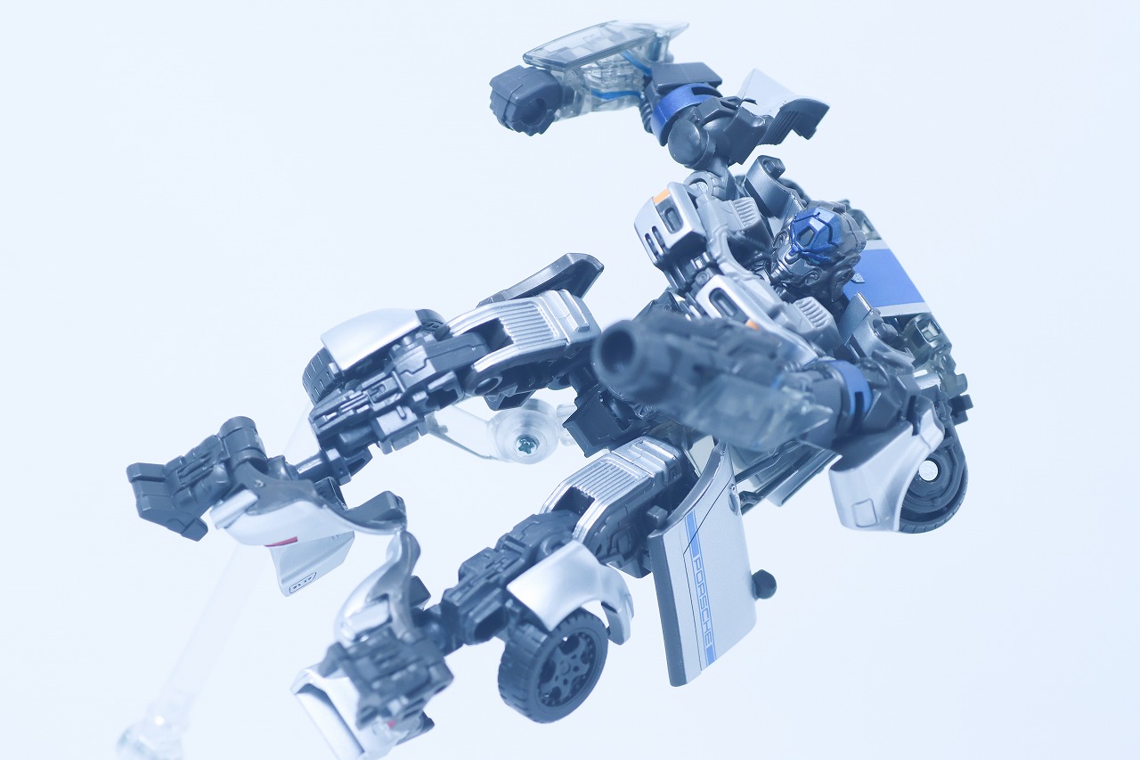 トランスフォーマー　スタジオシリーズ SS-141　ミラージュ　レビュー　アクション