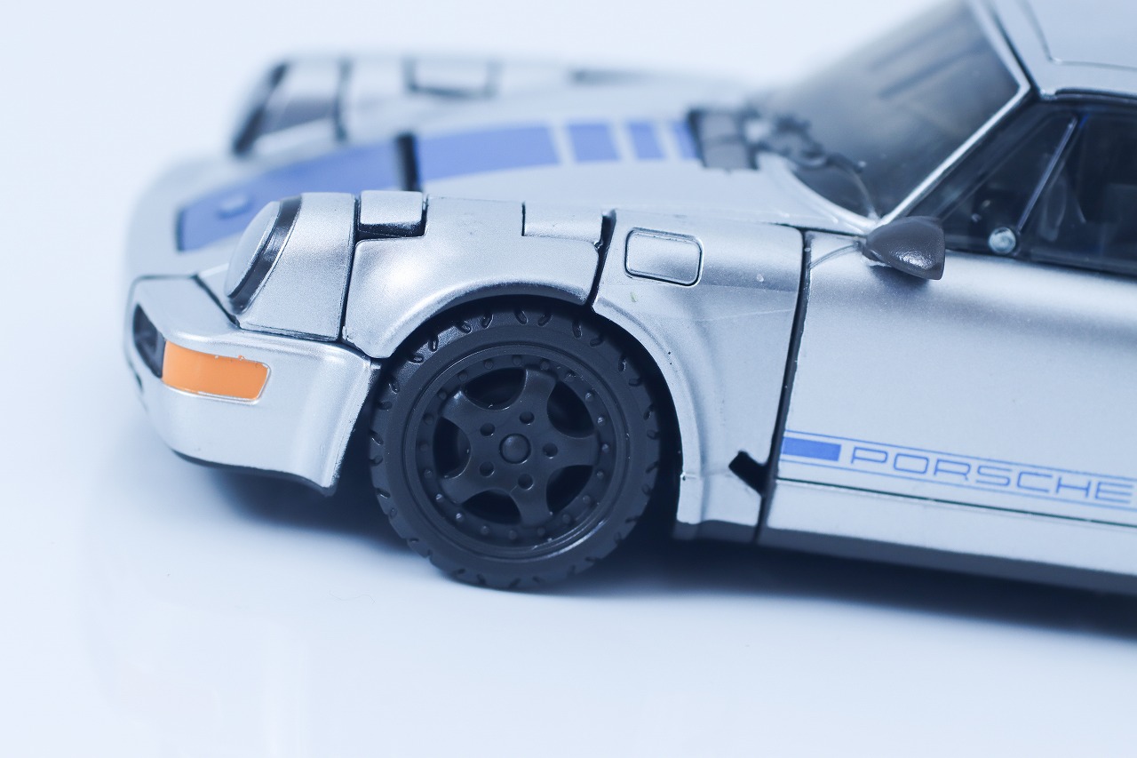 トランスフォーマー　スタジオシリーズ SS-141　ミラージュ　レビュー　ビークルモード　本体