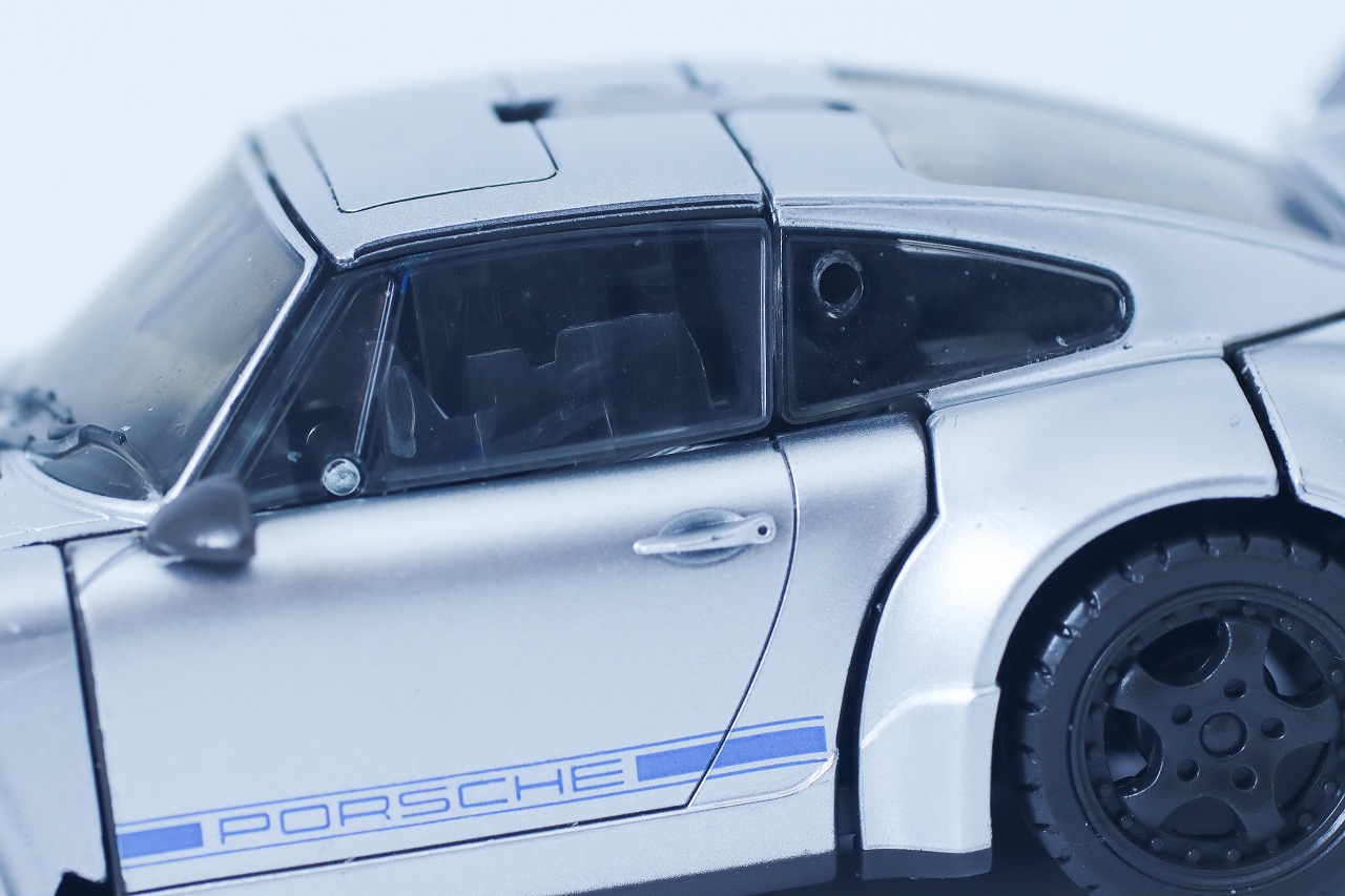 トランスフォーマー　スタジオシリーズ SS-141　ミラージュ　レビュー　ビークルモード　本体