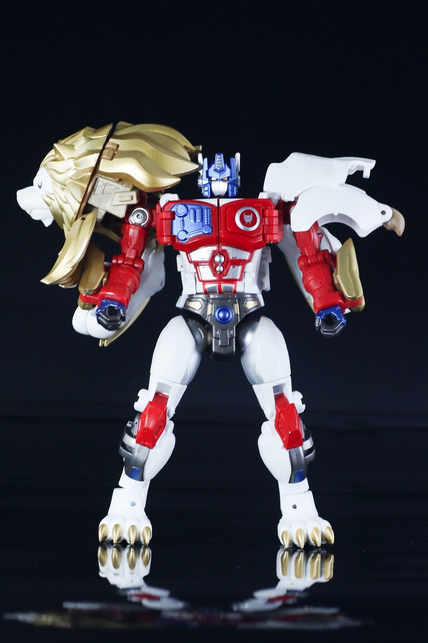 40TH SELECTION　ライオコンボイ　レビュー　本体　ロボットモード　