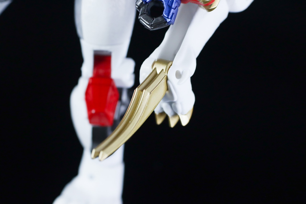 40TH SELECTION　ライオコンボイ　レビュー　本体　ロボットモード　