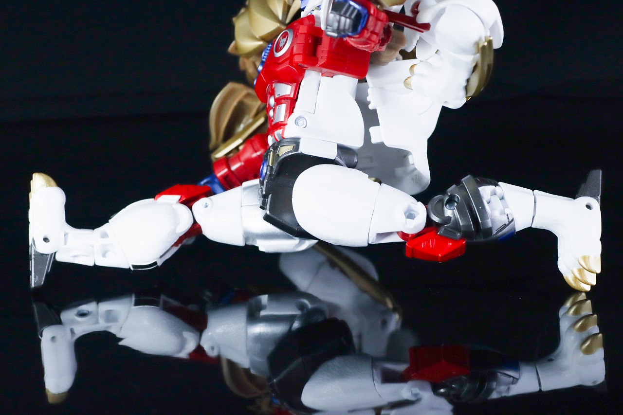 40TH SELECTION　ライオコンボイ　レビュー　可動範囲