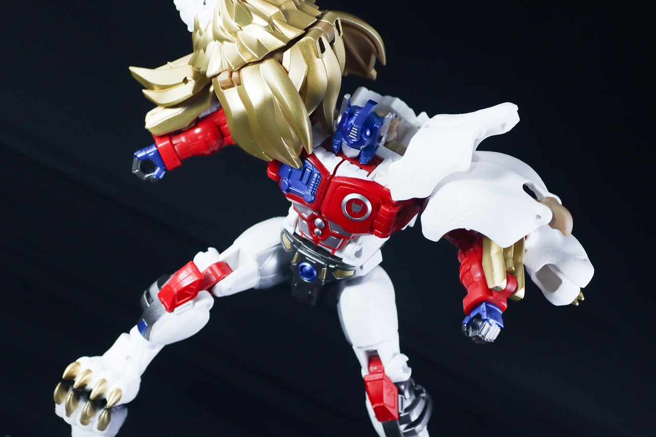 40TH SELECTION　ライオコンボイ　レビュー　アクション