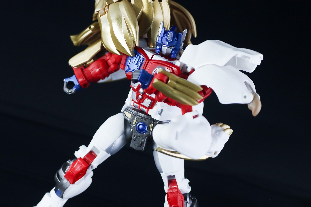 40TH SELECTION　ライオコンボイ　レビュー　アクション