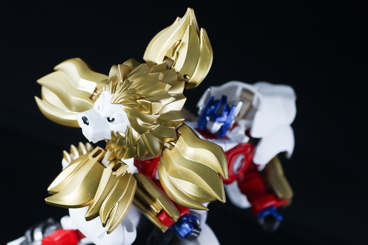 40TH SELECTION　ライオコンボイ　レビュー　アクション