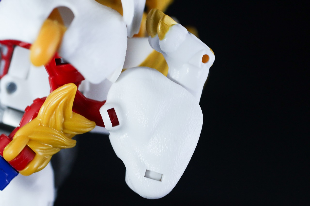 トランスフォーマーレガシー　TL-25　レオプライム　レビュー　ロボットモード　本体