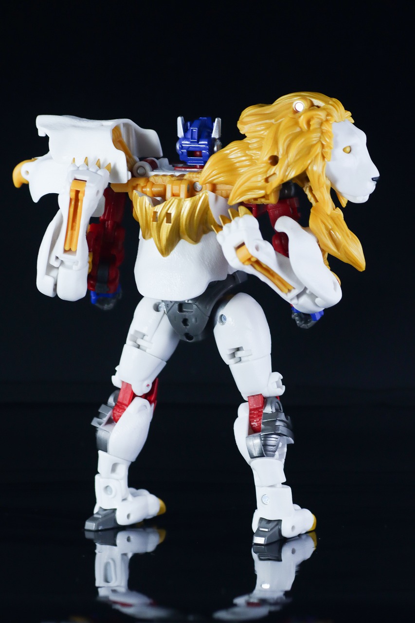 トランスフォーマーレガシー　TL-25　レオプライム　レビュー　ロボットモード　本体