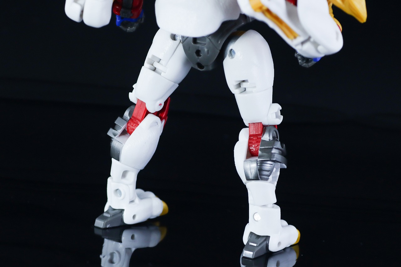 トランスフォーマーレガシー　TL-25　レオプライム　レビュー　ロボットモード　本体