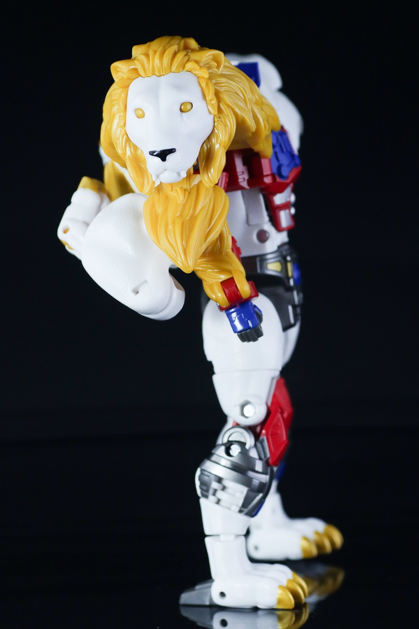 トランスフォーマーレガシー　TL-25　レオプライム　レビュー　ロボットモード　本体