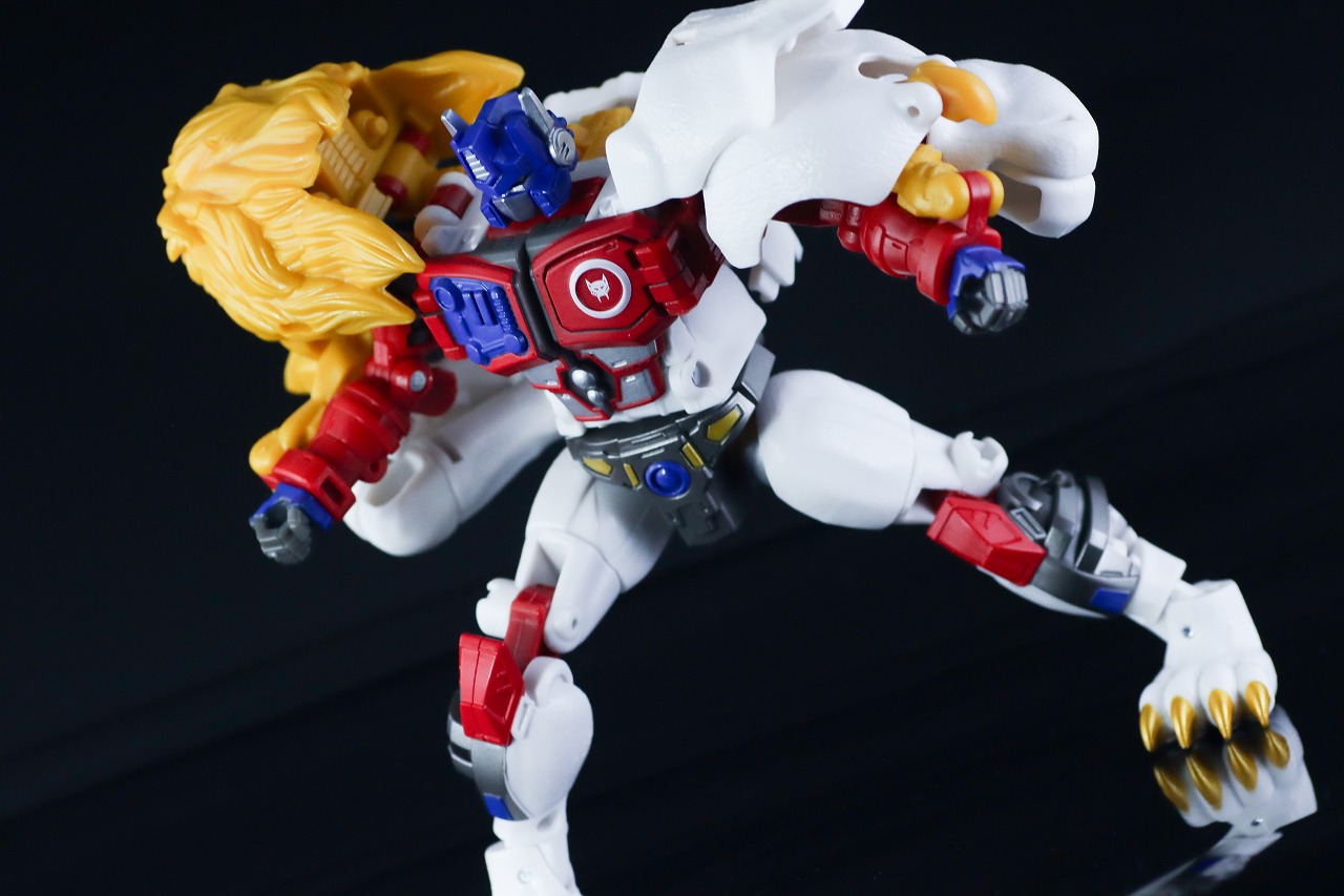 トランスフォーマーレガシー　TL-25　レオプライム　レビュー　アクション