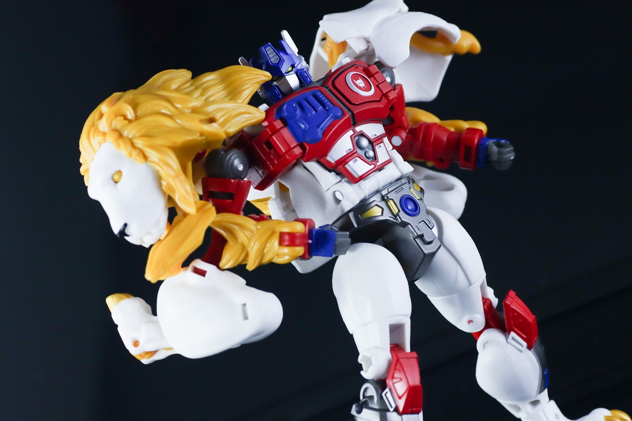 トランスフォーマーレガシー　TL-25　レオプライム　レビュー　アクション