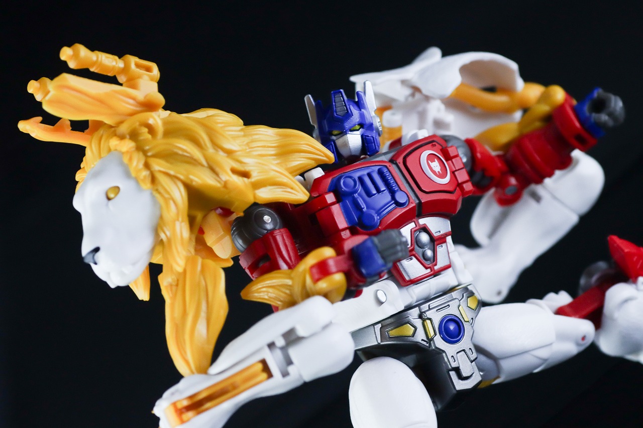 トランスフォーマーレガシー　TL-25　レオプライム　レビュー　アクション