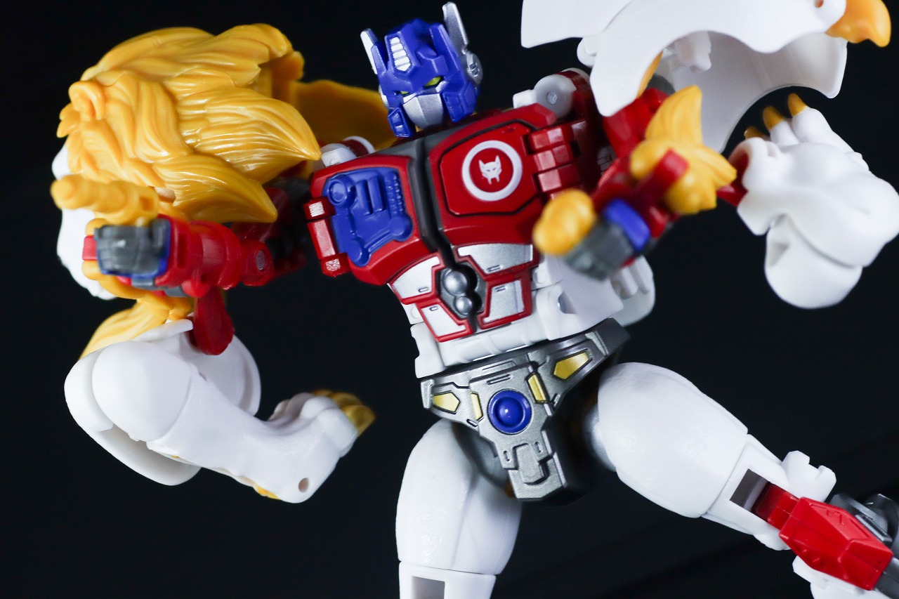 トランスフォーマーレガシー　TL-25　レオプライム　レビュー　アクション