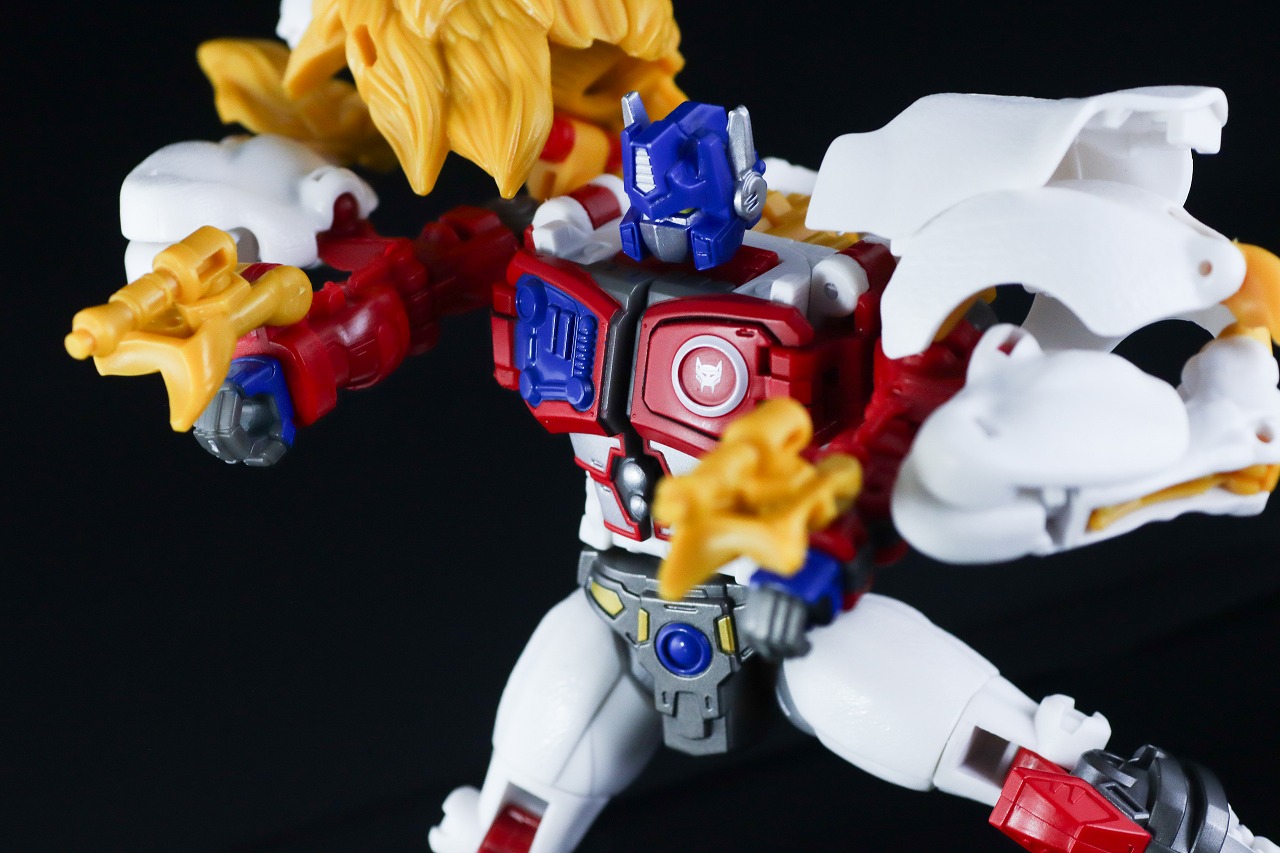 トランスフォーマーレガシー　TL-25　レオプライム　レビュー　アクション