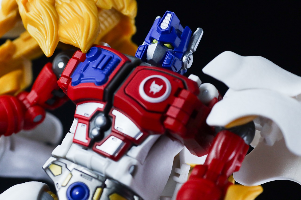 トランスフォーマーレガシー　TL-25　レオプライム　レビュー　アクション