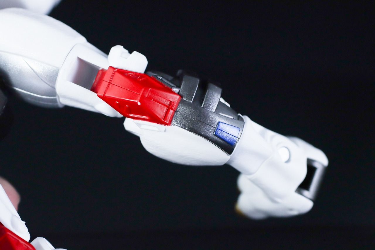 40TH SELECTION　ライオコンボイ　レビュー　変形