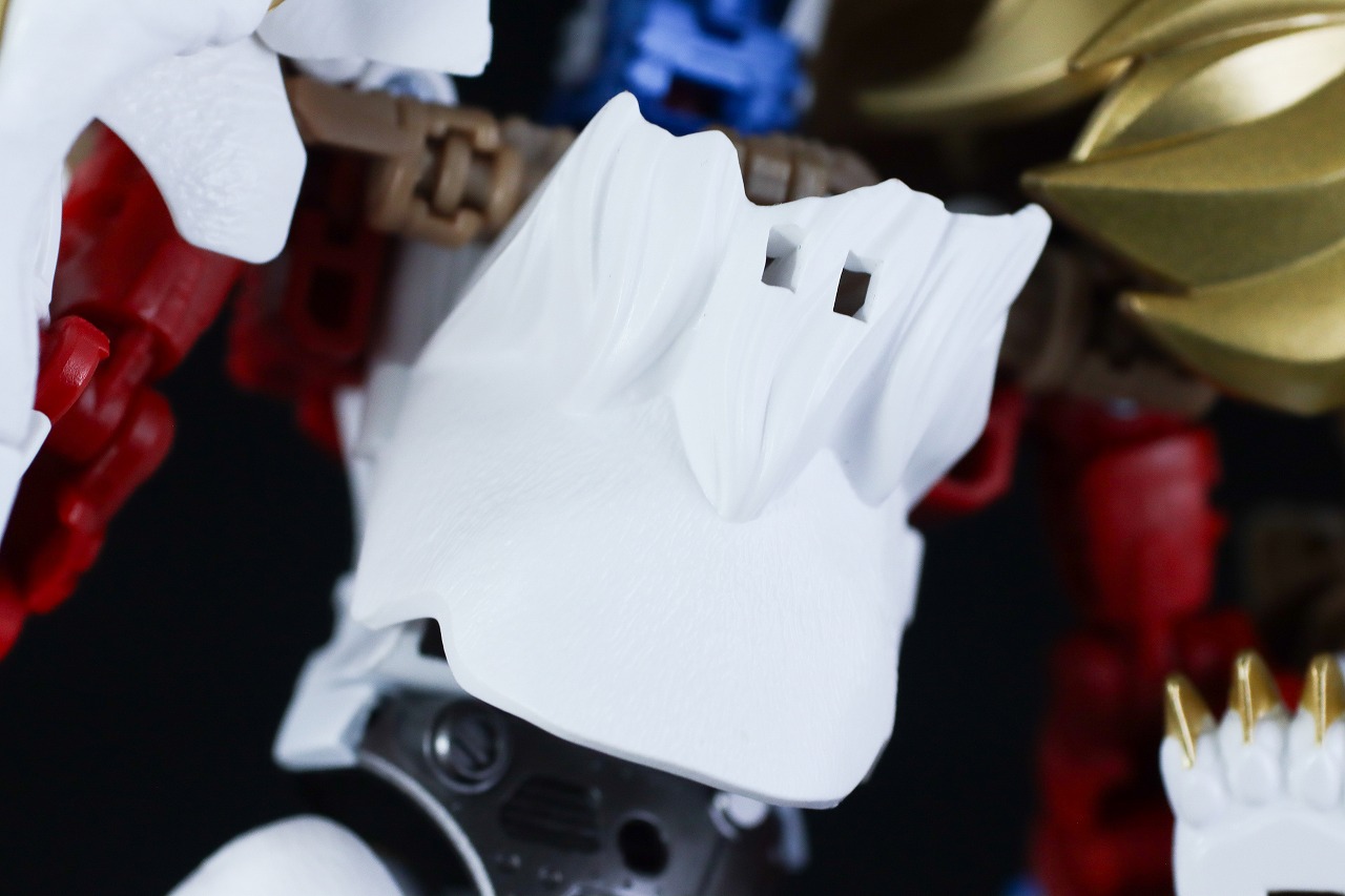 40TH SELECTION　ライオコンボイ　レビュー　変形