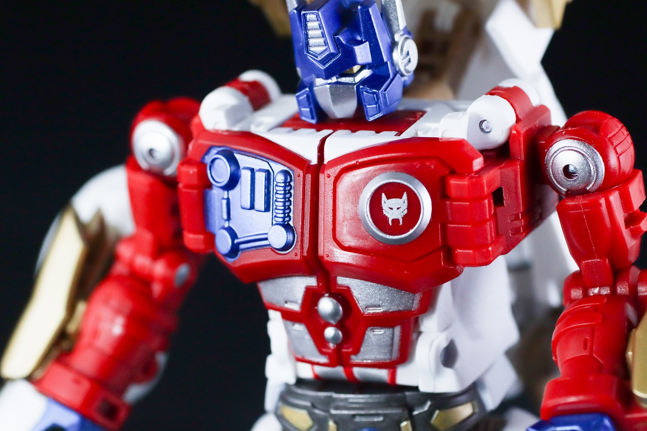 40TH SELECTION　ライオコンボイ　レビュー　変形