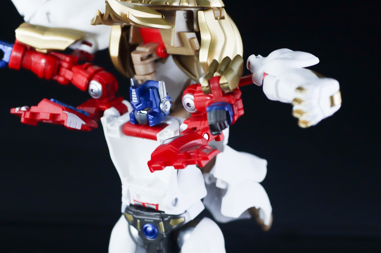 40TH SELECTION　ライオコンボイ　レビュー　変形