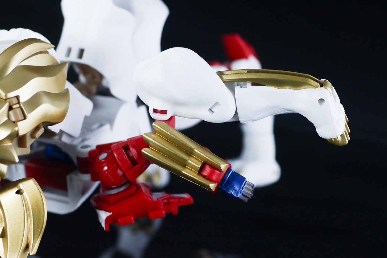 40TH SELECTION　ライオコンボイ　レビュー　変形