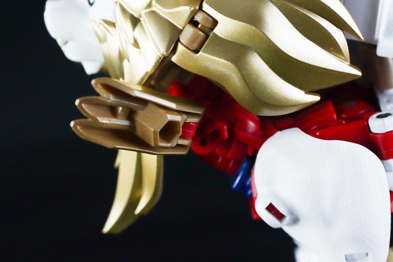 40TH SELECTION　ライオコンボイ　レビュー　変形