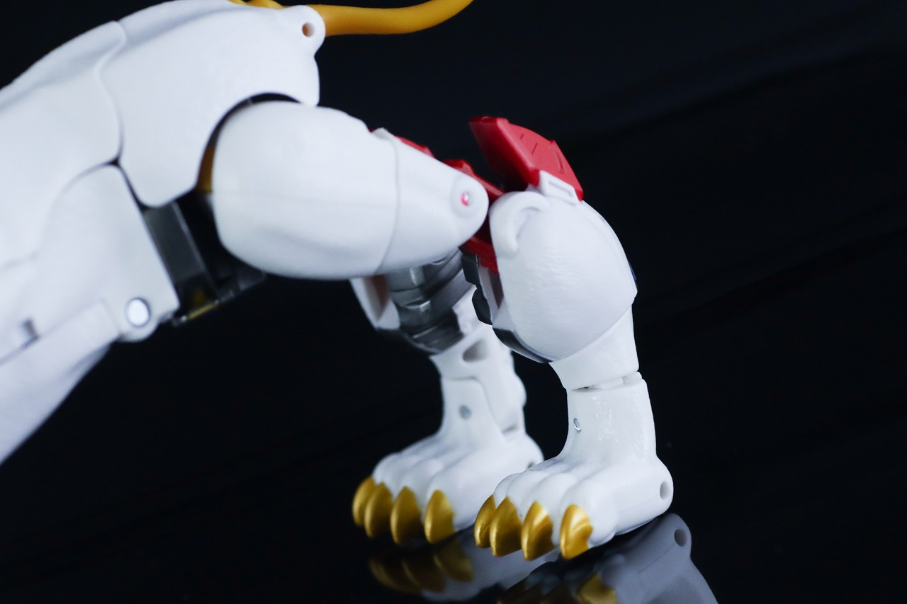 トランスフォーマーレガシー　TL-25　レオプライム　レビュー　ビーストモード　本体