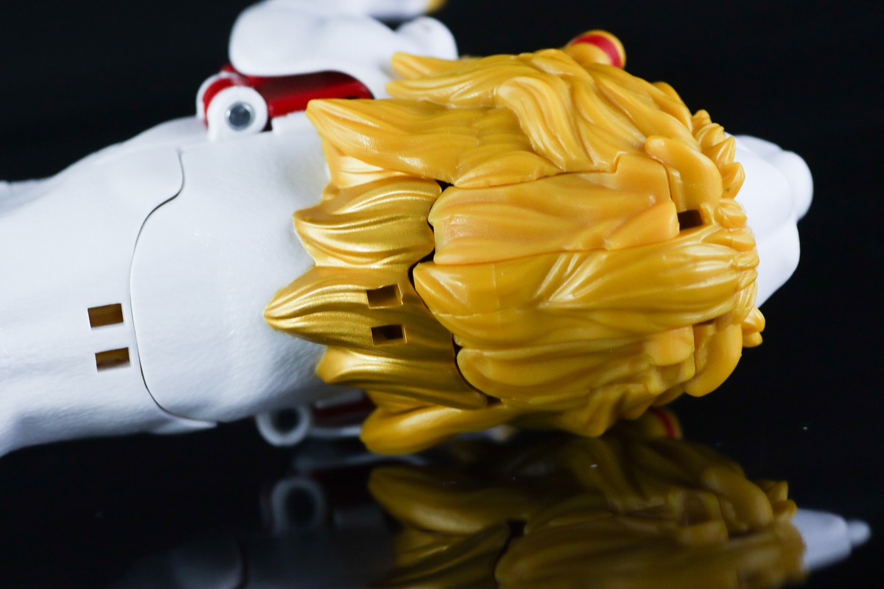 トランスフォーマーレガシー　TL-25　レオプライム　レビュー　ビーストモード　本体