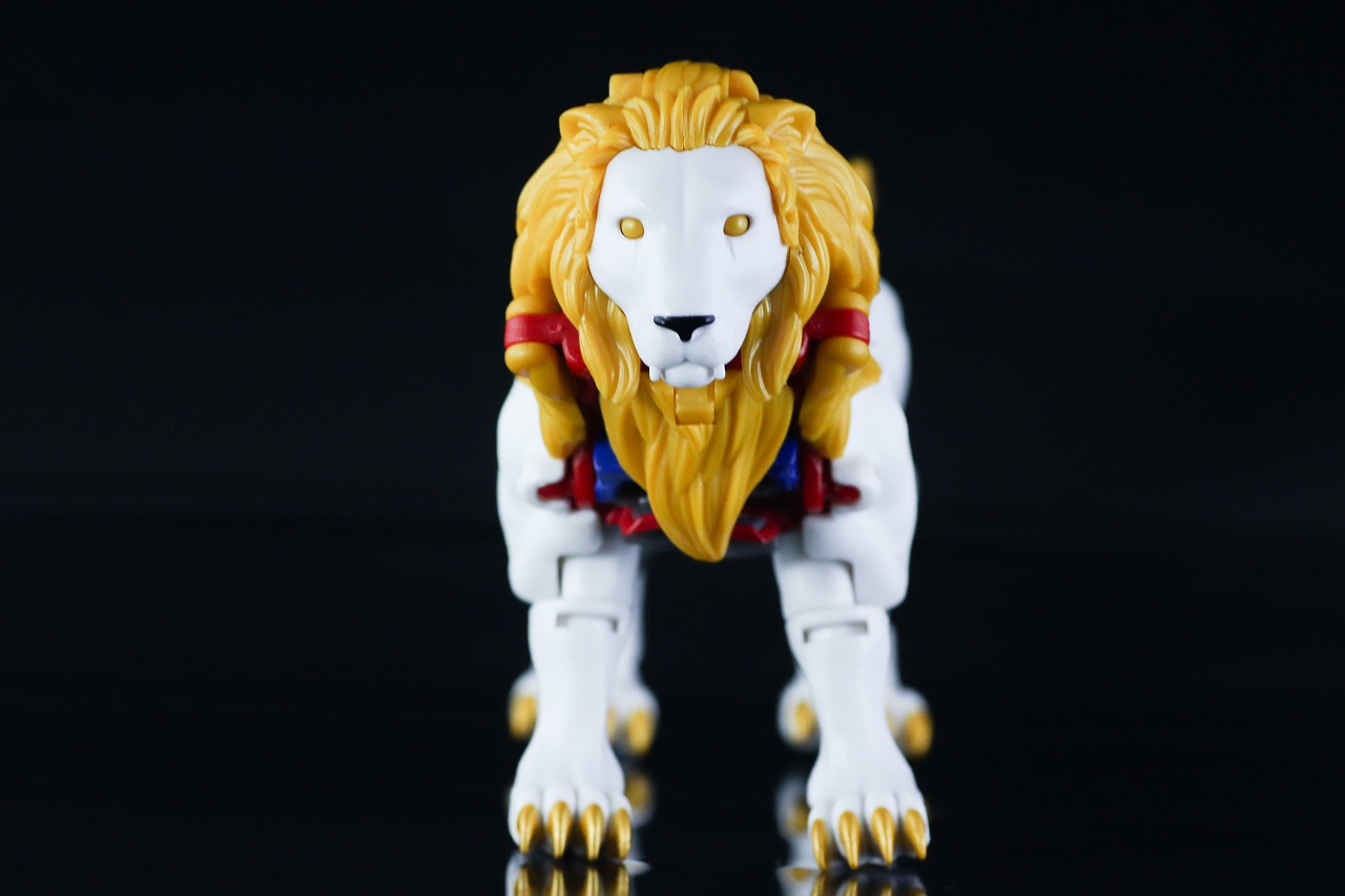 トランスフォーマーレガシー　TL-25　レオプライム　レビュー　ビーストモード　本体