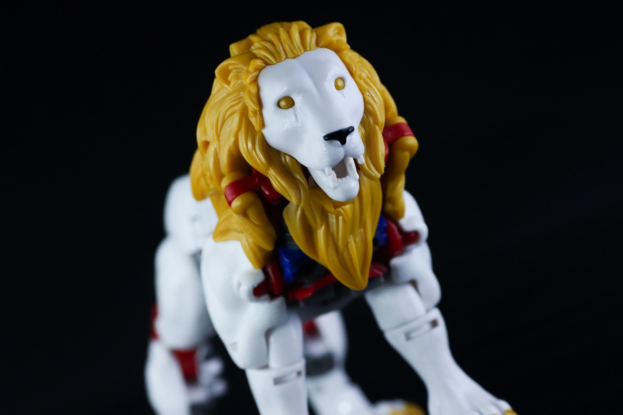 トランスフォーマーレガシー　TL-25　レオプライム　レビュー　アクション